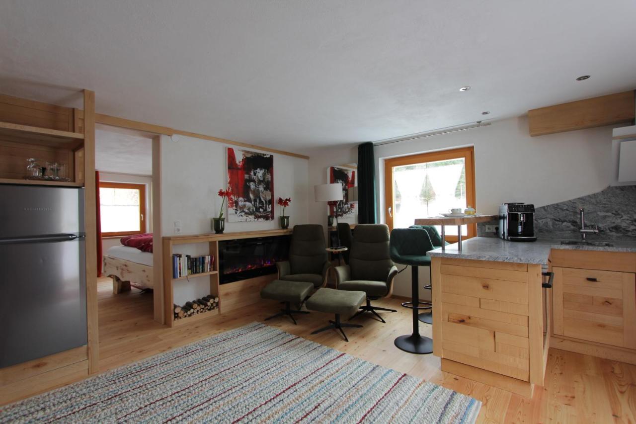 Haus Am Rain Bed & Breakfast Partenen Exterior photo