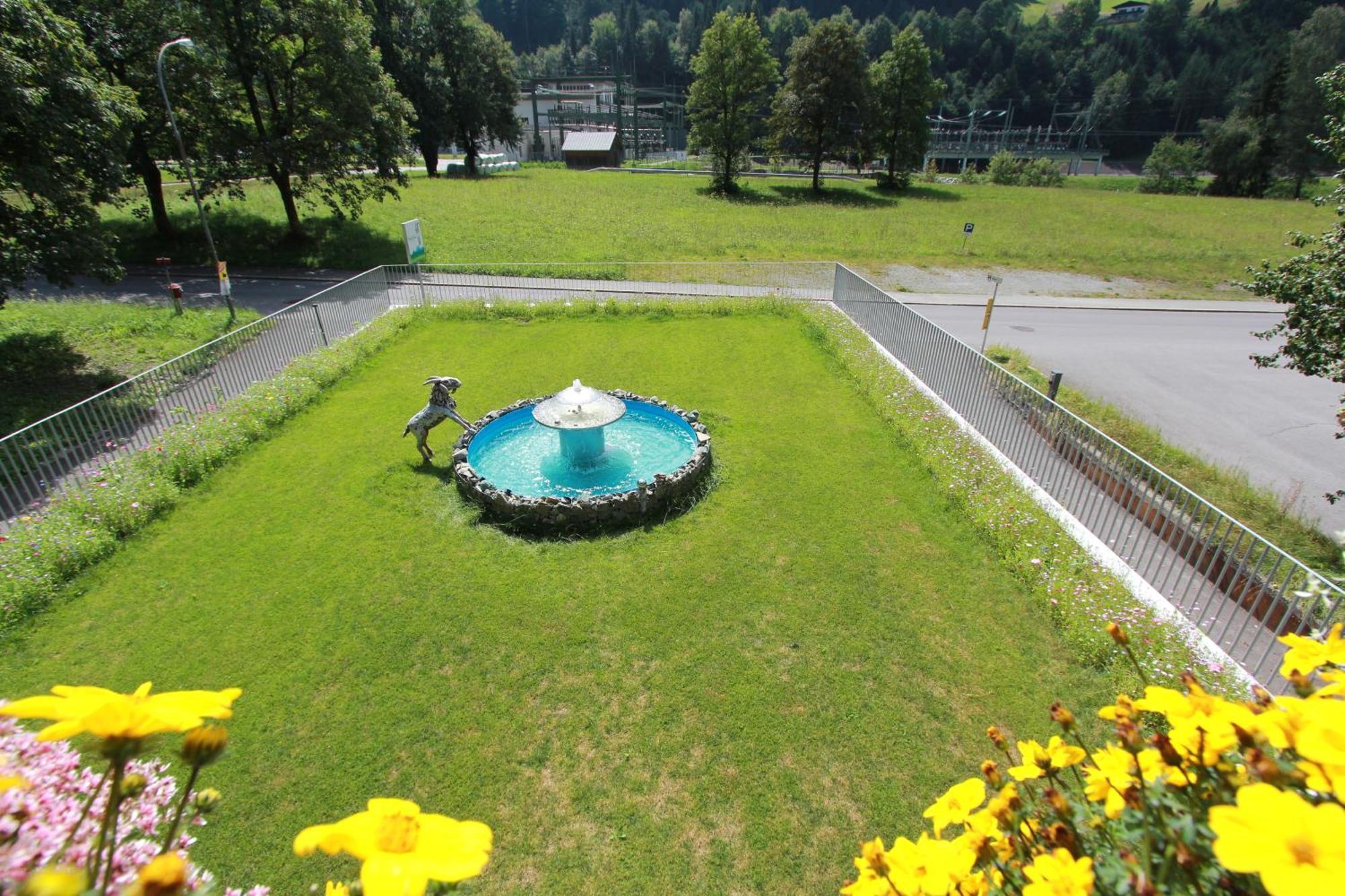 Haus Am Rain Bed & Breakfast Partenen Exterior photo