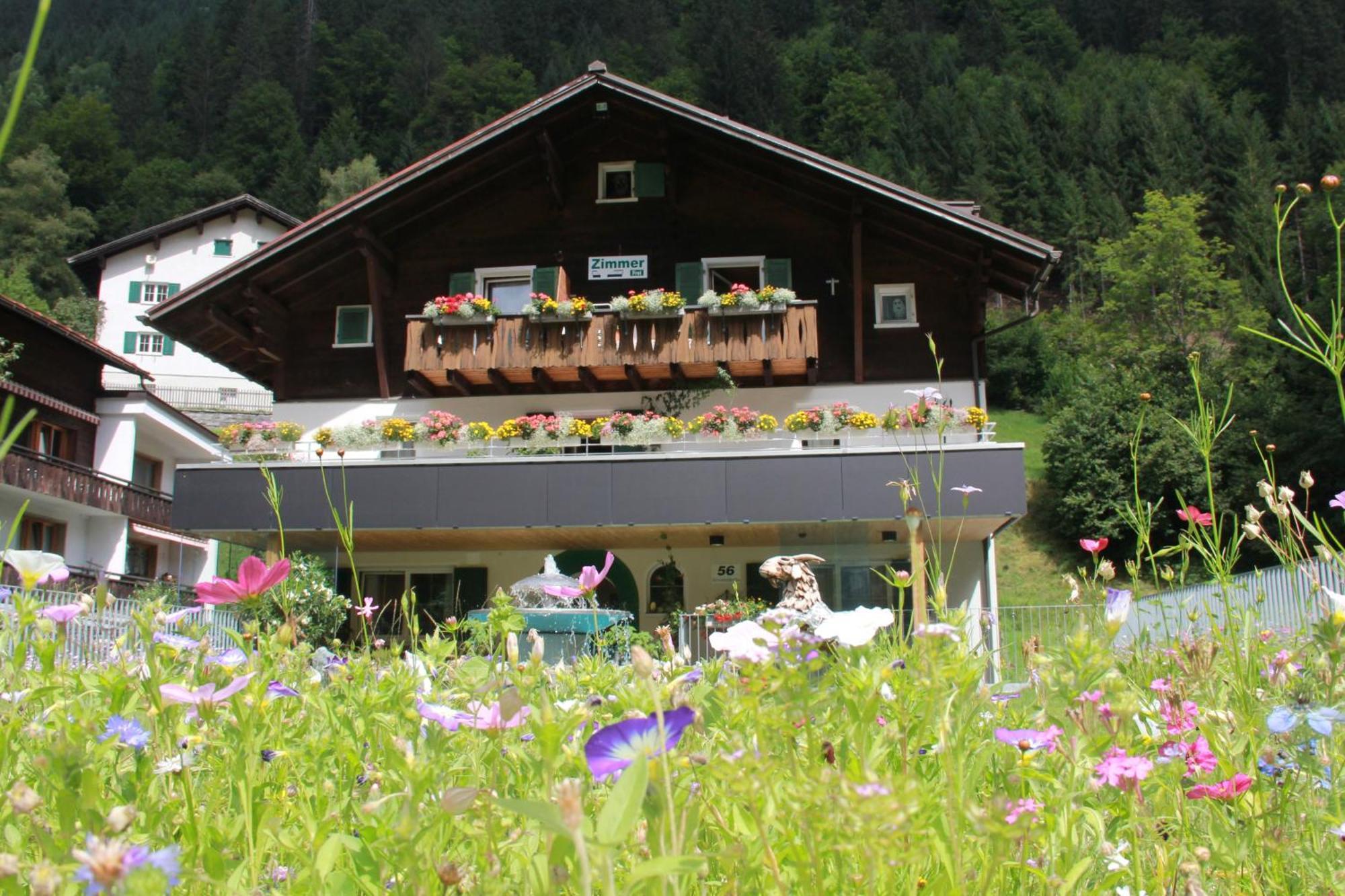 Haus Am Rain Bed & Breakfast Partenen Exterior photo