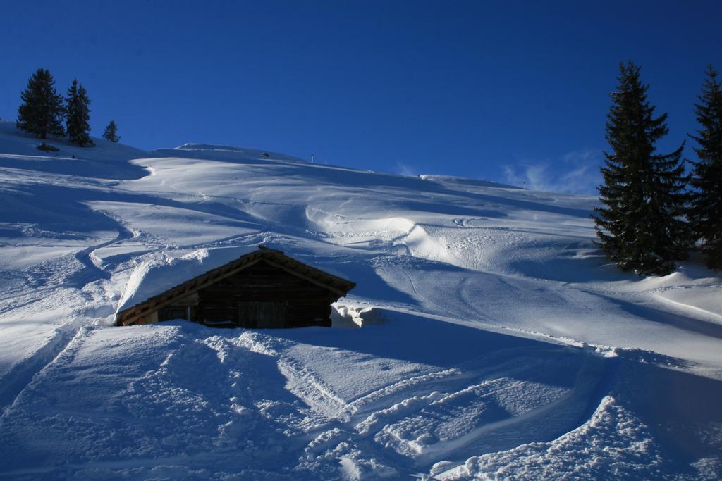 Haus Am Rain Bed & Breakfast Partenen Exterior photo